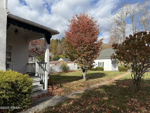 311 W Catherine St, Milford, PA, 18337-1420 | Card Image