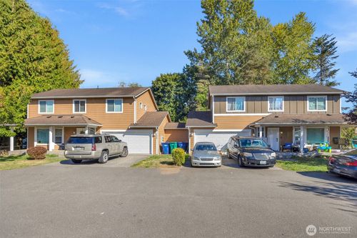 9005 8th St Se, Lake Stevens, WA, 98258-3776 | Card Image