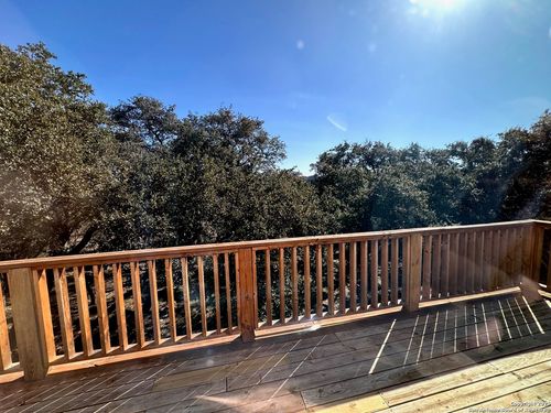 2410 Melrose Canyon Dr, San Antonio, TX, 78232-5636 | Card Image
