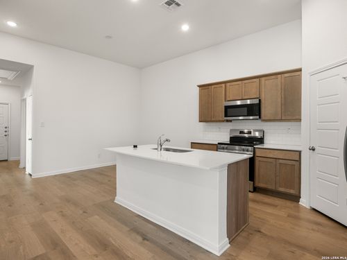 unit-1-5415 Devils Gate, Converse, TX, 78109-2643 | Card Image