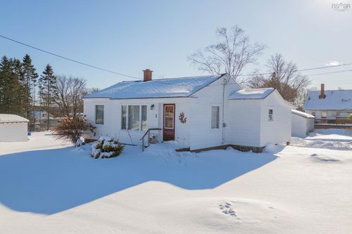 1 Boylston Ave, Amherst, NS, B4H3W7 | Card Image