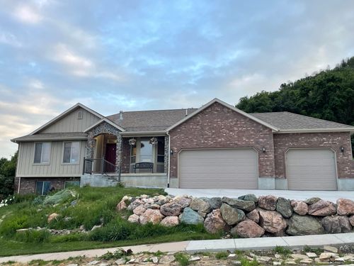 414 Juniper Ct, Wellsville, UT, 84339-4901 | Card Image