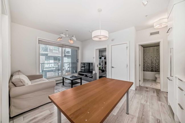 209 - 3125 39 Street Nw, Home with 2 bedrooms, 2 bathrooms and 1 parking in Calgary AB | Image 11