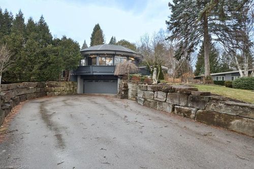 1352 Nocturne Crt, Mississauga, ON, L5H2L8 | Card Image