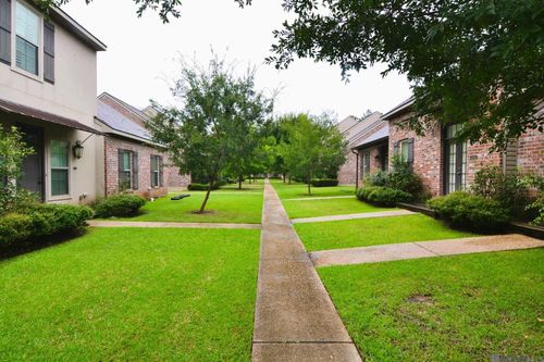 13710 Azalea Dr, Saint Francisville, LA, 70775-9521 | Card Image