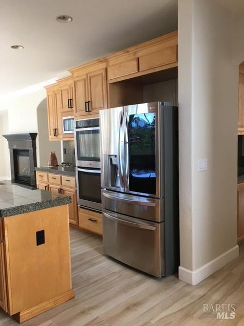 27 Newport Landing Drive, Novato, CA, 94949 | Card Image