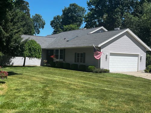 6755 Beechwood Dr, Saranac, MI, 48881-9691 | Card Image