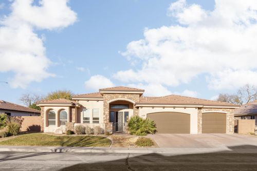 1537 N Black Lion Rd, Washington, UT, 84780-1345 | Card Image