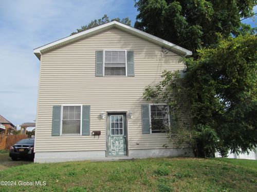 4 Bridge St, Greenwich, NY, 12834-1303 | Card Image