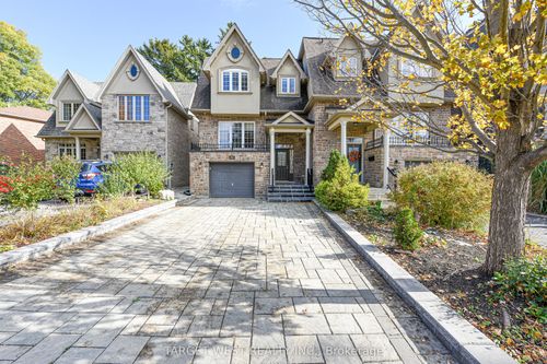 87 Park St W, Mississauga, ON, L5H1L2 | Card Image