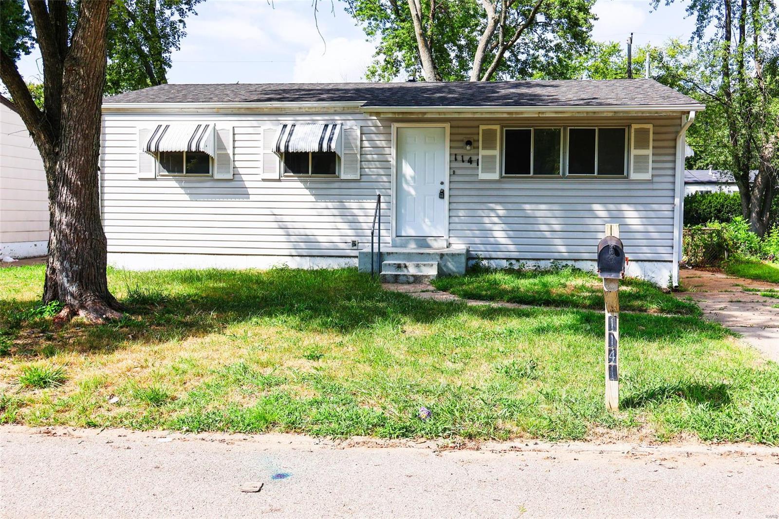Scott Ave, Saint Louis, MO 63138