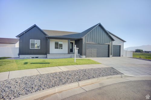 120-427 E Redwood Ln, Grantsville, UT, 84029-4912 | Card Image