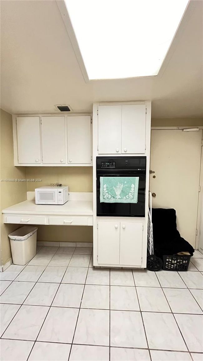 APT-862 - 801 Brickell Bay Dr, Condo with 2 bedrooms, 2 bathrooms and null parking in Miami FL | Image 6