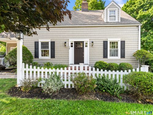 15 Ezra Rd, Danbury, CT, 06811-4715 | Card Image