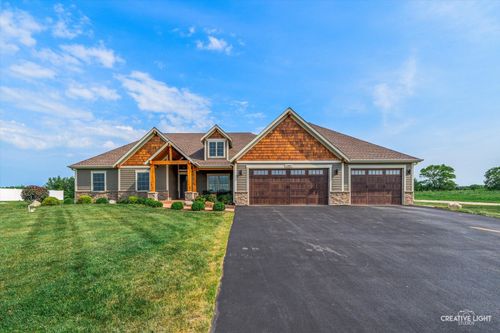 10887 Brandenburg Way, Yorkville, IL, 60560-5131 | Card Image