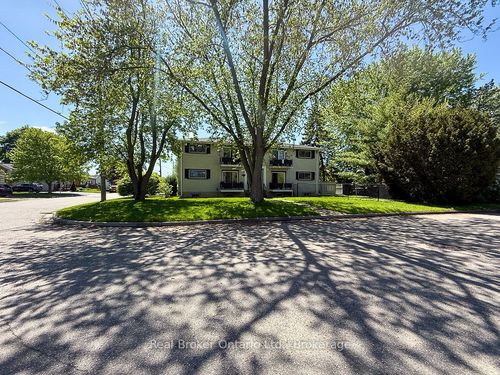 4-36 Graham Ave, Brantford, ON, N3T1C4 | Card Image