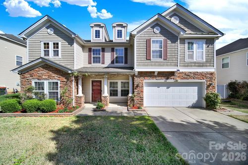 325 Mount Side Way, Fort Mill, SC, 29715-7823 | Card Image