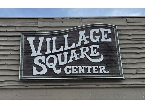 154 S Saint Vrain Ave, Estes Park, CO, 80517-6355 | Card Image