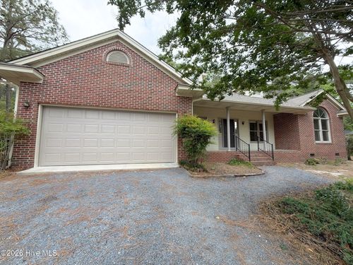 3 Fur Ct E, Pinehurst, NC, 28374-8210 | Card Image