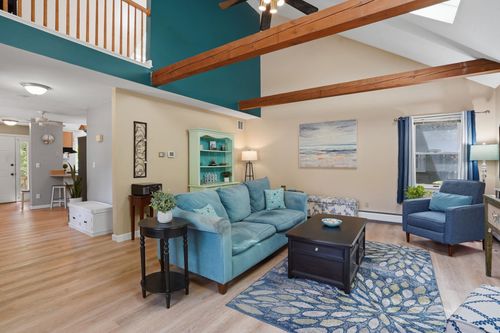 b-3 Purington Ln, Hampton, NH, 03842-1716 | Card Image