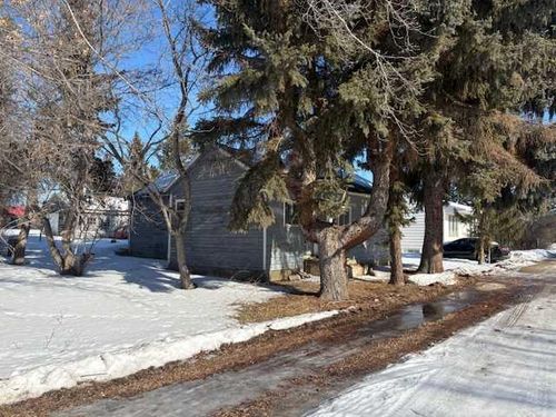 4932 48 Street, Hardisty, AB, T0B1V0 | Card Image