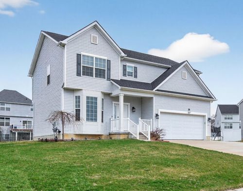 820 Tanglewood Drive, Jackson, MI, 49203 | Card Image