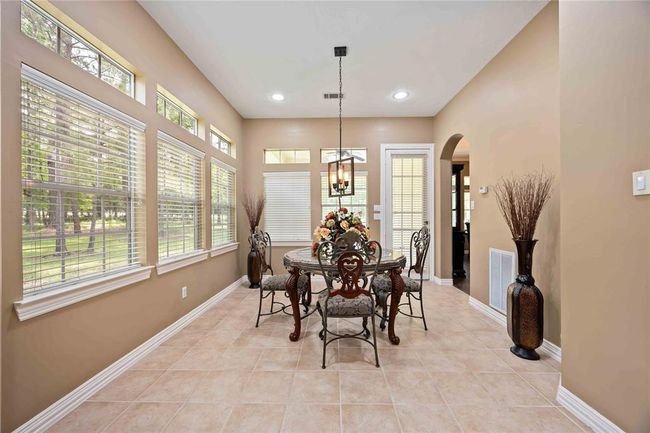 10714 Crestwater Cir, House other with 5 bedrooms, 5 bathrooms and 3 parking in Magnolia TX | Image 17