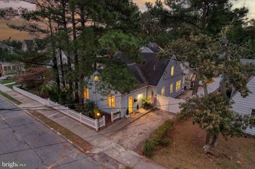 106 Hickman St, REHOBOTH BEACH, DE, 19971-2224 | Card Image