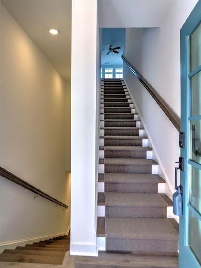 155 Devore Rd, Condo with 2 bedrooms, 1 bathrooms and 1 parking in Alpharetta GA | Image 5
