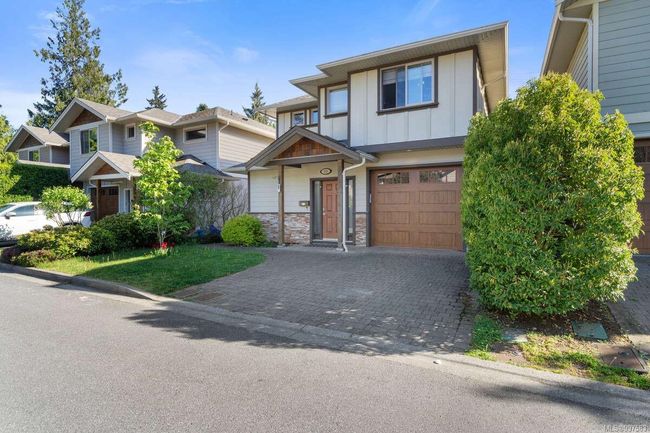 609 Amble Pl, House other with 4 bedrooms, 4 bathrooms and 3 parking in Langford BC | Image 16