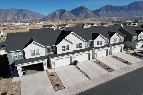 1698 N 840 W, Salem, UT, 84653-5829 | Card Image