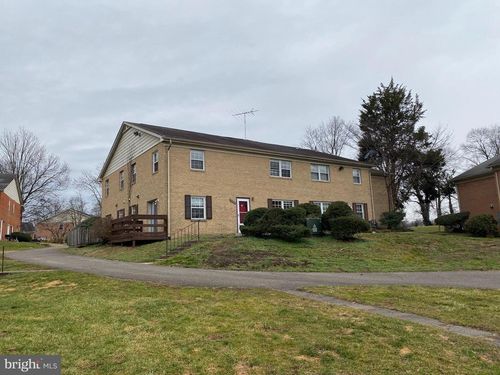 41-9704 Hagel Cir, LORTON, VA, 22079-4315 | Card Image