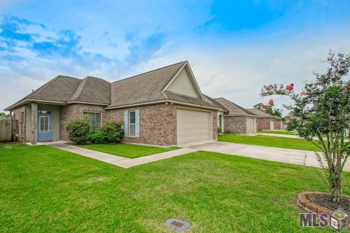 7724 Ridgeline Dr, Denham Springs, LA, 70726 | Card Image