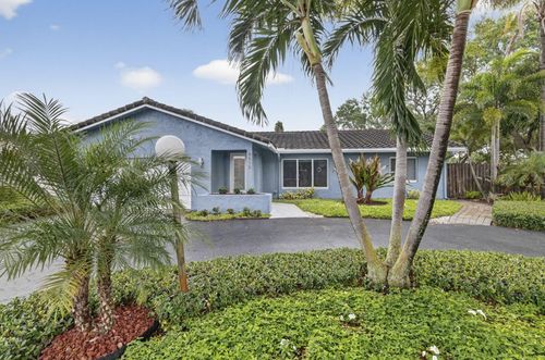 6800 Nw 24th Ter, Fort Lauderdale, FL, 33309-1412 | Card Image