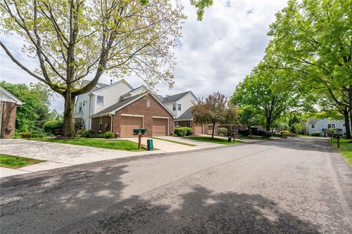 1551 Merion Ln, Oakmont, PA, 15139-1037 | Card Image