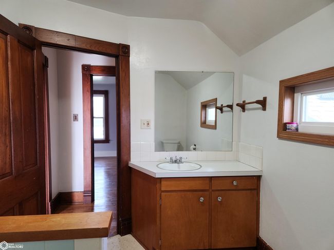 1128 Prince St, House other with 5 bedrooms, 4 bathrooms and null parking in Grinnell IA | Image 34