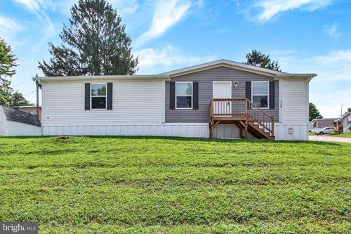 119 Chestnut Hl, YORK, PA, 17408-8245 | Card Image