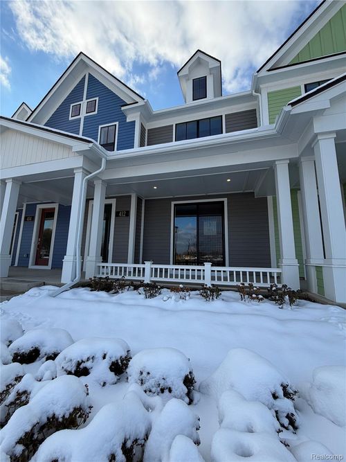 412 S Center St, Northville, MI, 48167-1535 | Card Image