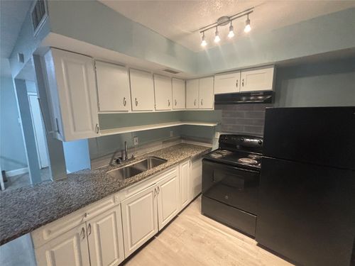 305-101-301 Rolston Rd, Irving, TX, 75060-2400 | Card Image