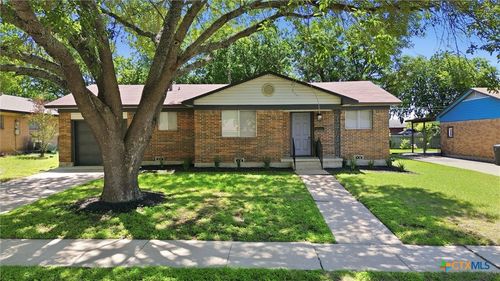 1204 Cedar Dr, Killeen, TX, 76543-3432 | Card Image