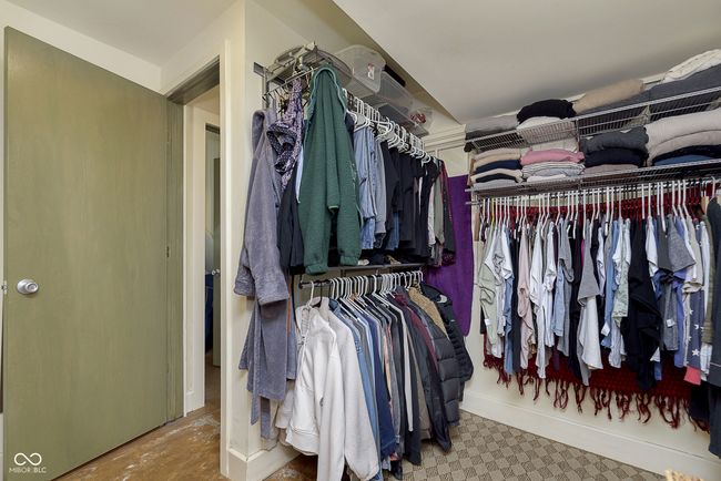 Another view of the bonus space | Image 20
