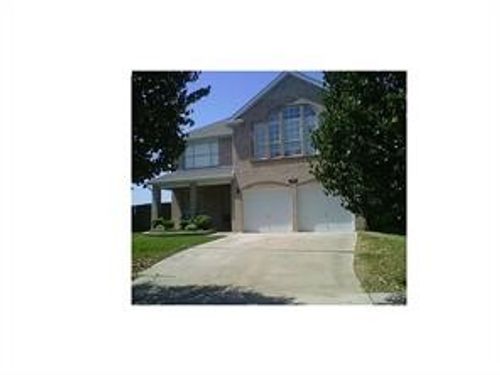 7929 Park Ridge Dr, Fort Worth, TX, 76137-4188 | Card Image