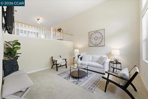 108 Serra Way, San Pablo, CA, 94806-5061 | Card Image