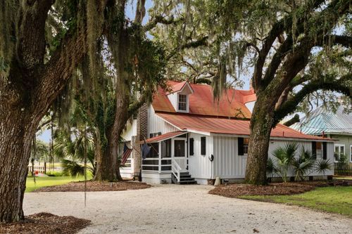 127 Oak St, Mc Clellanville, SC, 29458-9746 | Card Image