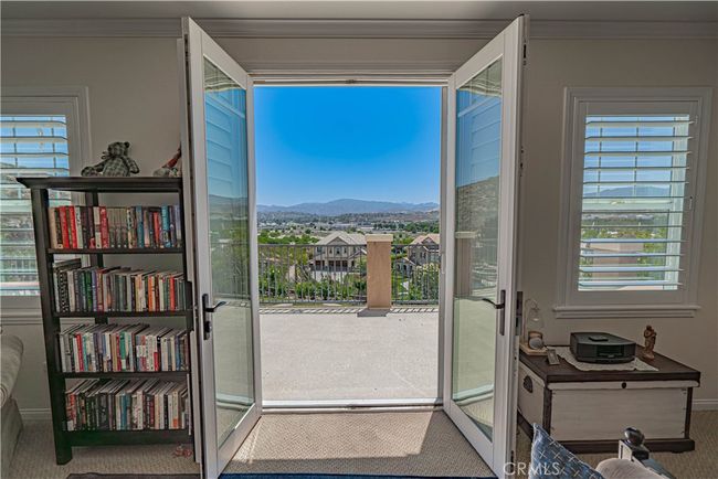 22348 Driftwood Ct, House other with 5 bedrooms, 5 bathrooms and 2 parking in Santa Clarita CA | Image 27