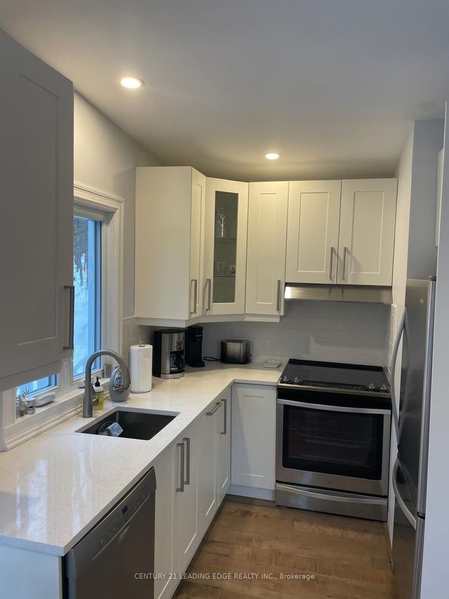 112 Côte Commandant, House other with 2 bedrooms, 1 bathrooms and 2 parking in Mont Tremblant QC | Image 12