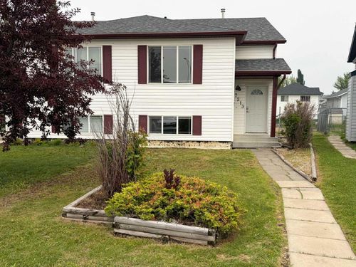 7213 105 St, Grande Prairie, AB, T8W2S6 | Card Image