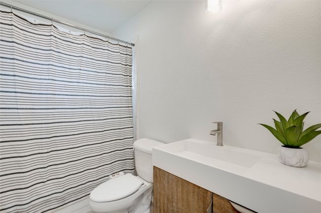 16302 Bates Cv, House other with 3 bedrooms, 2 bathrooms and 4 parking in Pflugerville TX | Image 16