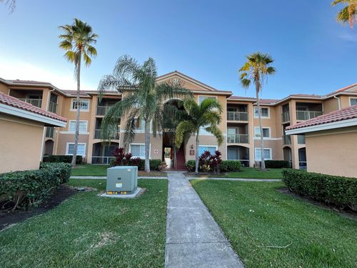 208-3736 Nw Mediterranean Ln, Jensen Beach, FL, 34957-3107 | Card Image