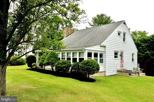 257 Valley Rd, BIRDSBORO, PA, 19508-8727 | Card Image